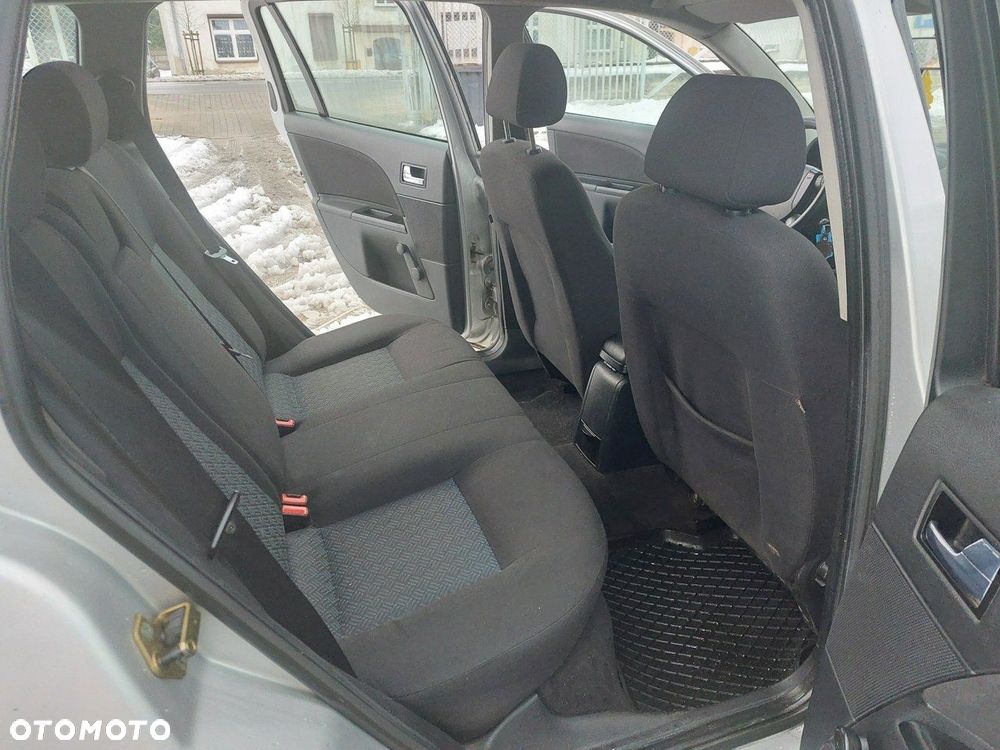 Ford Mondeo - 9