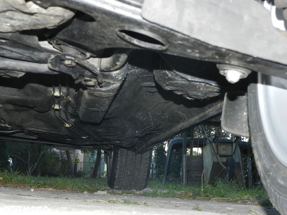 Volkswagen Passat - 35