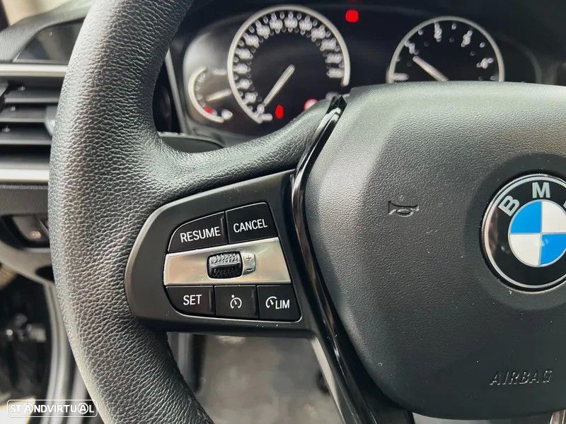 BMW 318 d Corporate Edition - 25