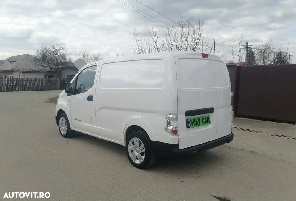 Nissan NV300 electric - 7