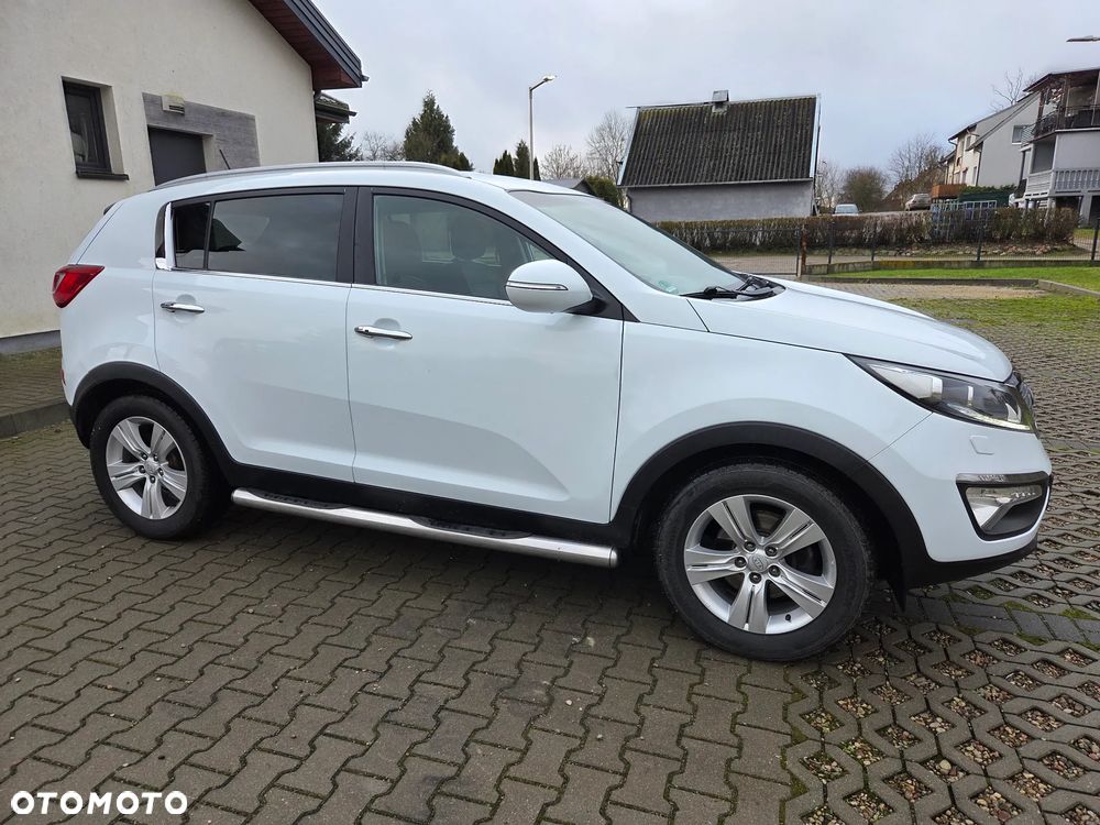 Kia Sportage 1.6 GDI 2WD Dream-Team Edition - 4
