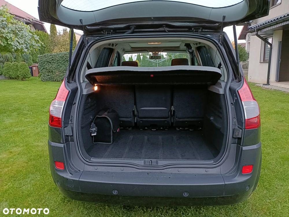 Renault Scenic - 6