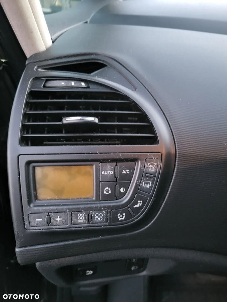 Citroën C4 Picasso 2.0 HDi Exclusive MCP - 17