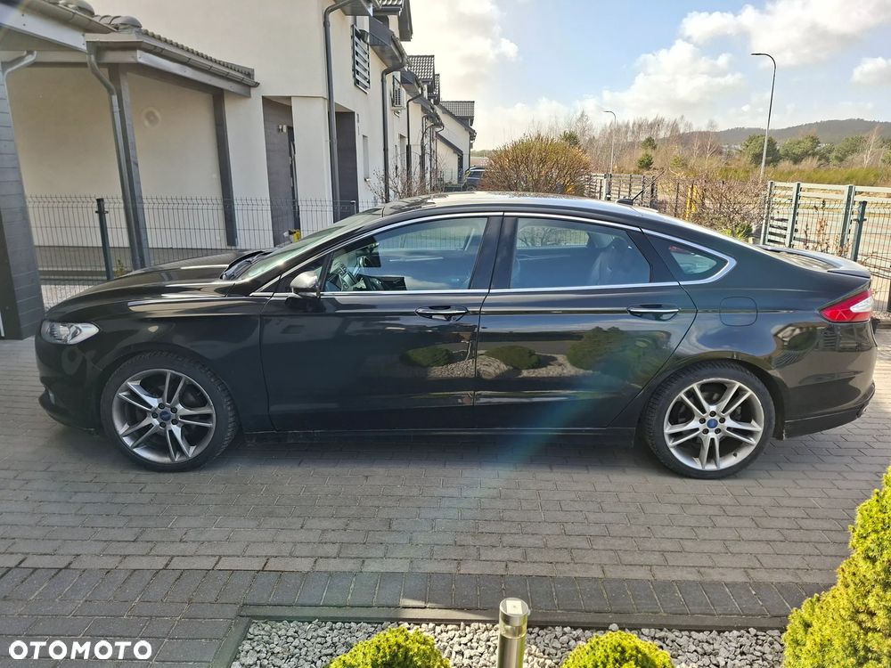 Ford Fusion - 4
