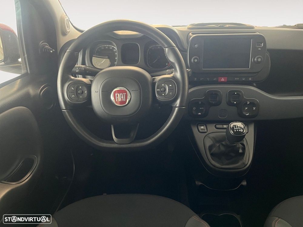 Fiat Panda 1.0 Hybrid (RED) - 10