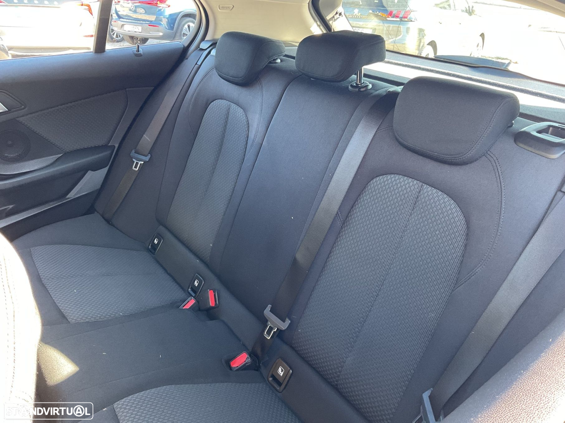 BMW 116 d Auto - 41