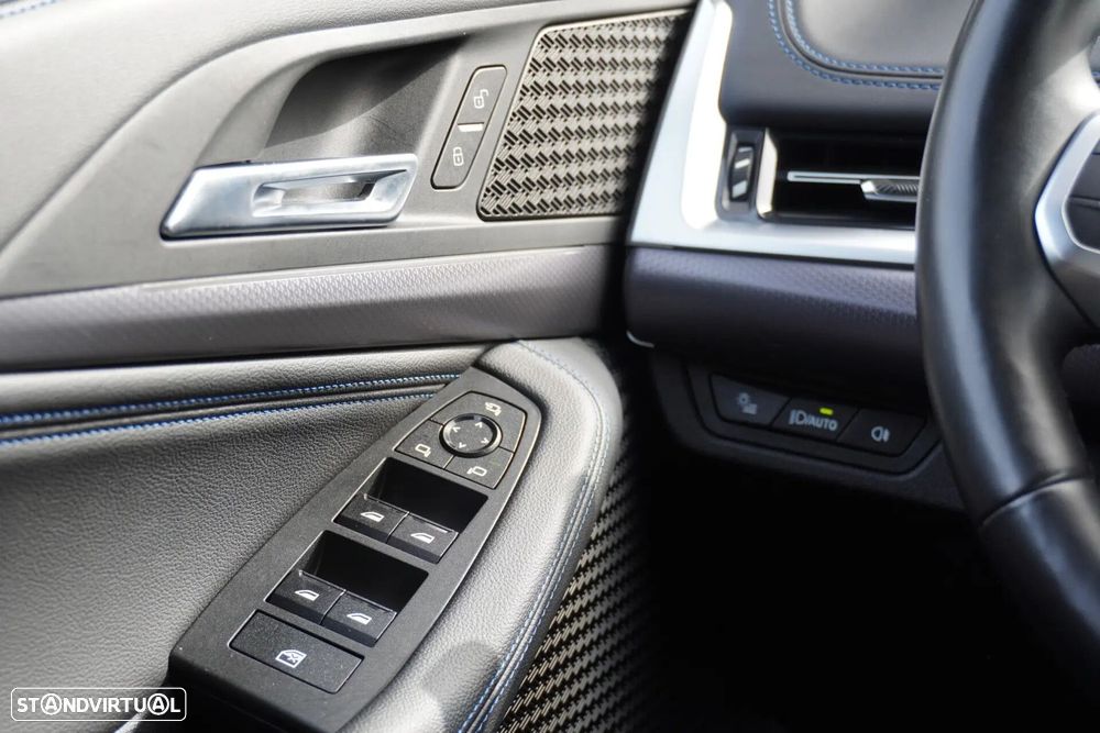 BMW 218 Active Tourer i Pack Desportivo M Auto - 18