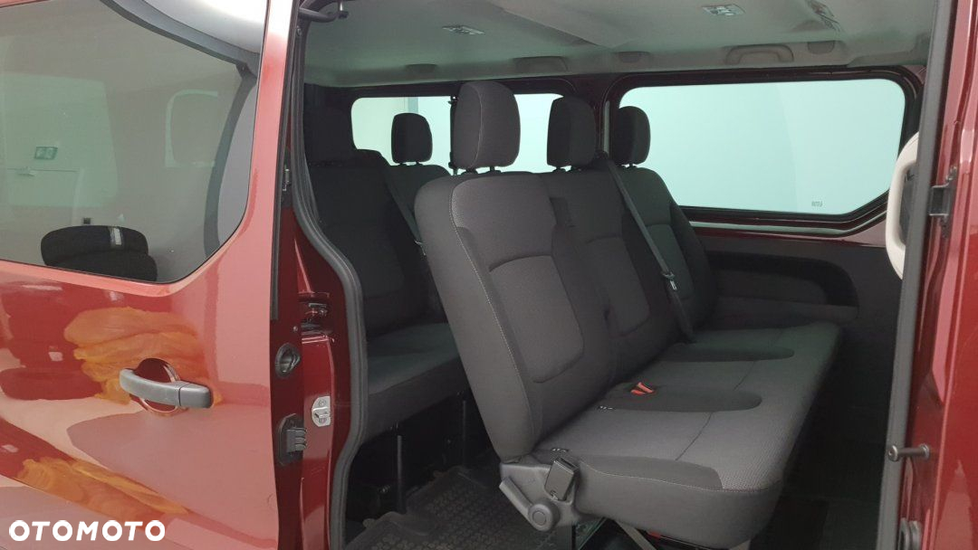 Renault Trafic - 12