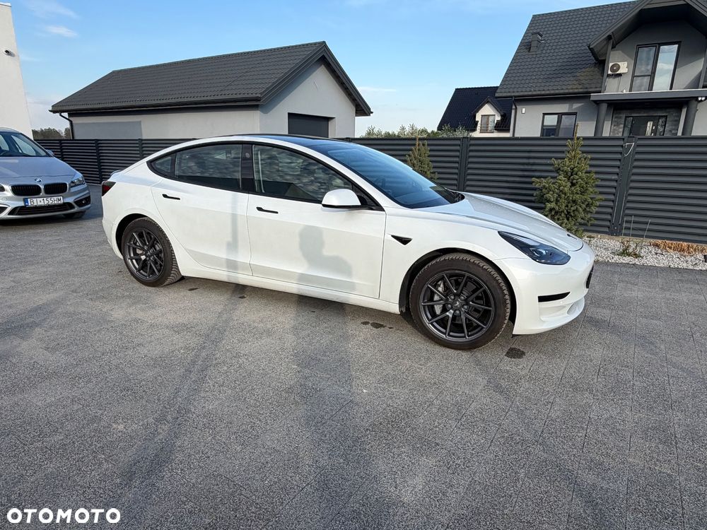 Tesla Model 3 RWD - 9