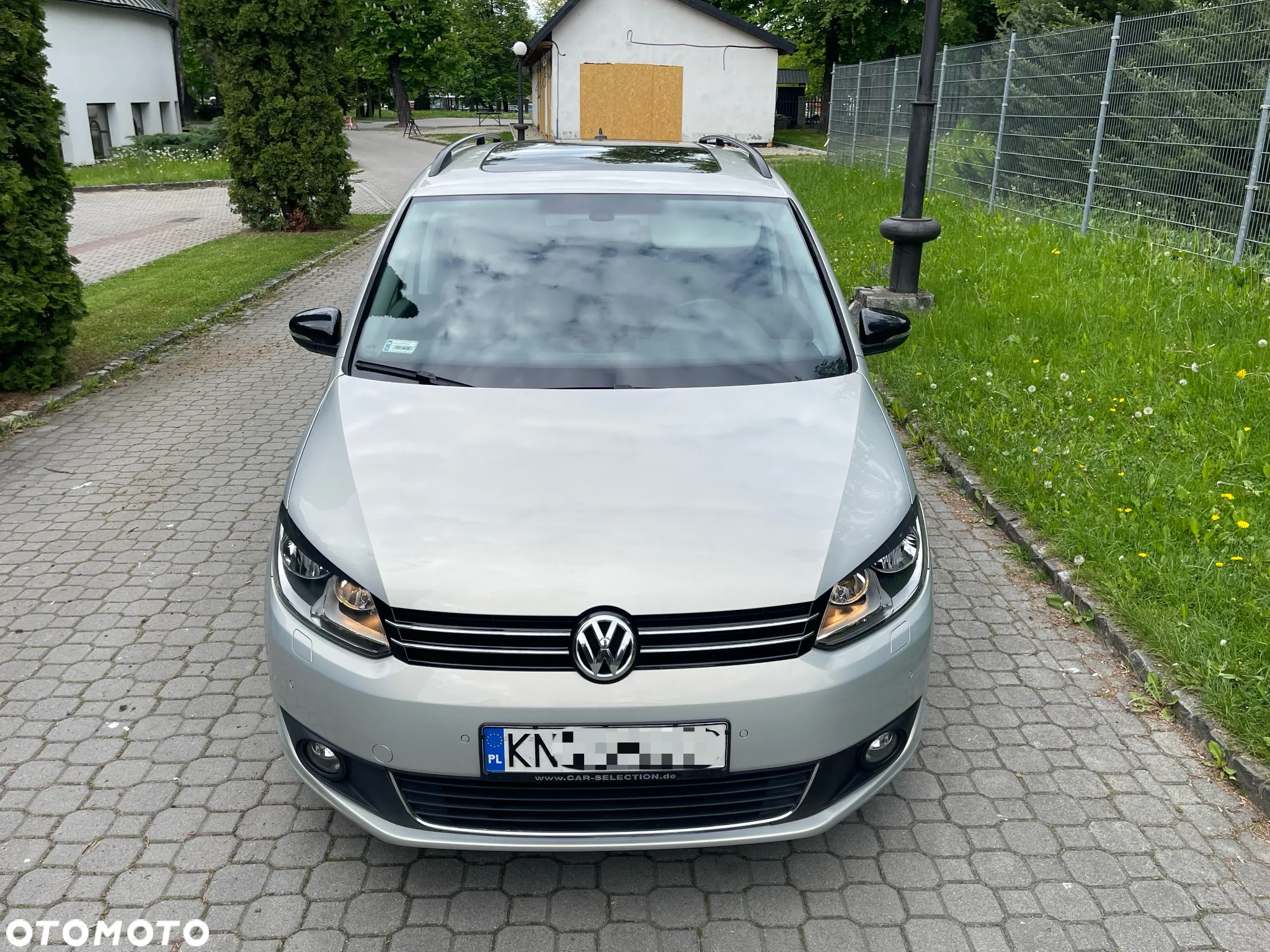 Volkswagen Touran 2.0 TDI DPF Highline DSG - 3