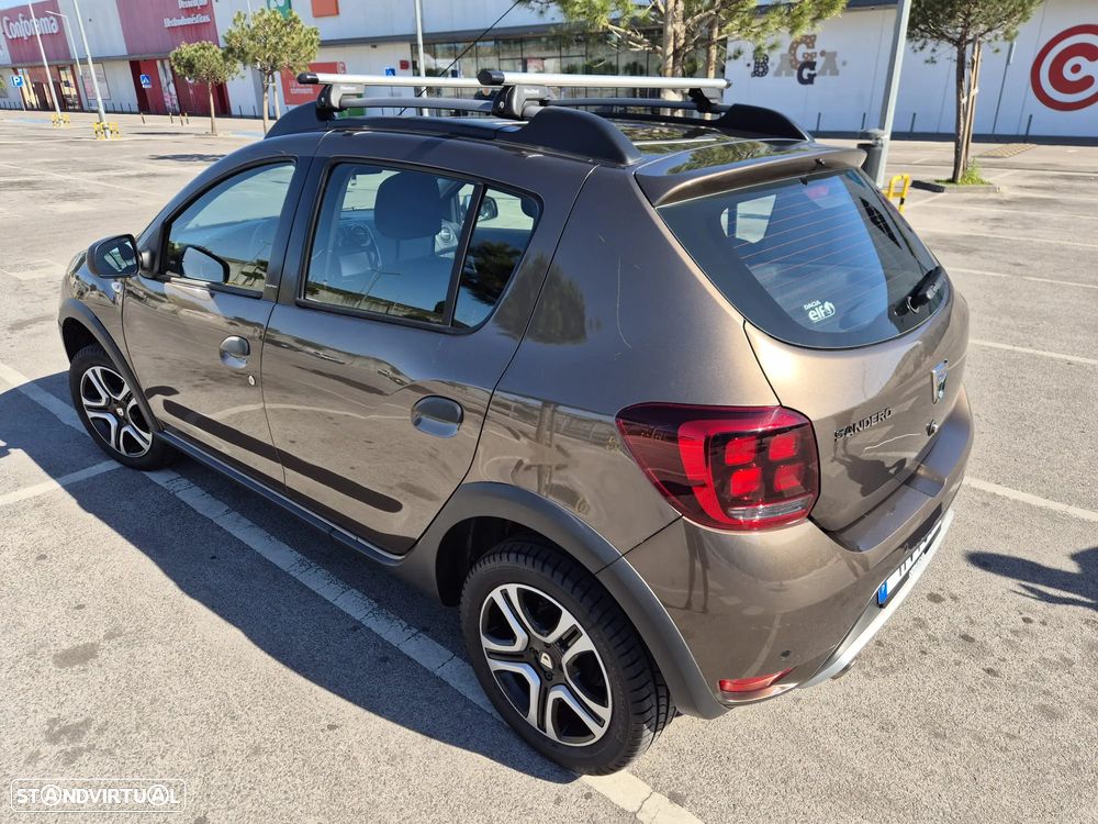 Dacia Sandero 0.9 TCe Stepway - 11