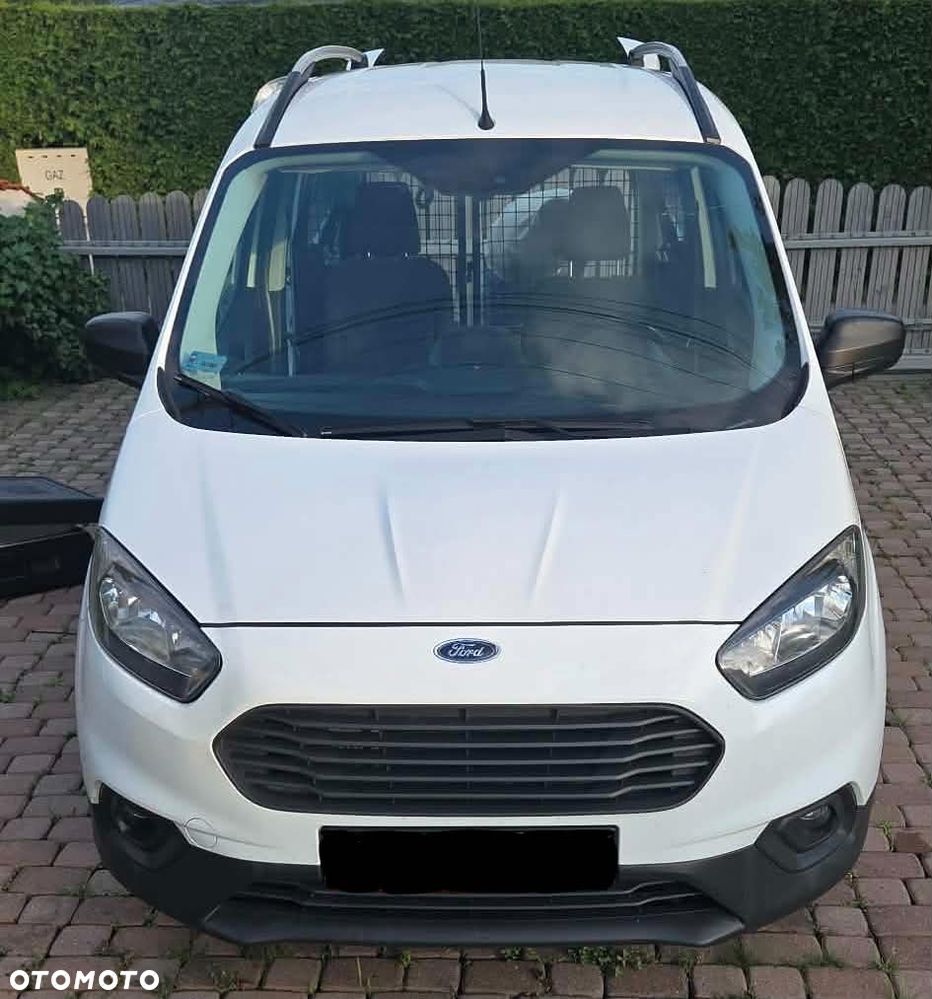 Ford Transit Courier Trend - 2