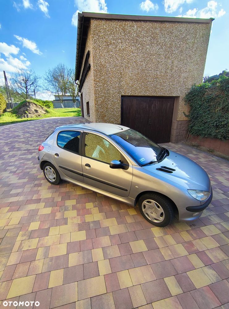 Peugeot 206 - 4