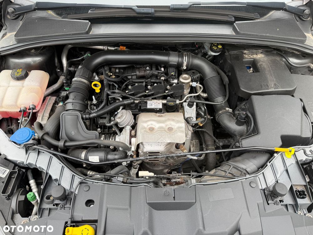 Ford Focus 1.0 EcoBoost Active Business - 21