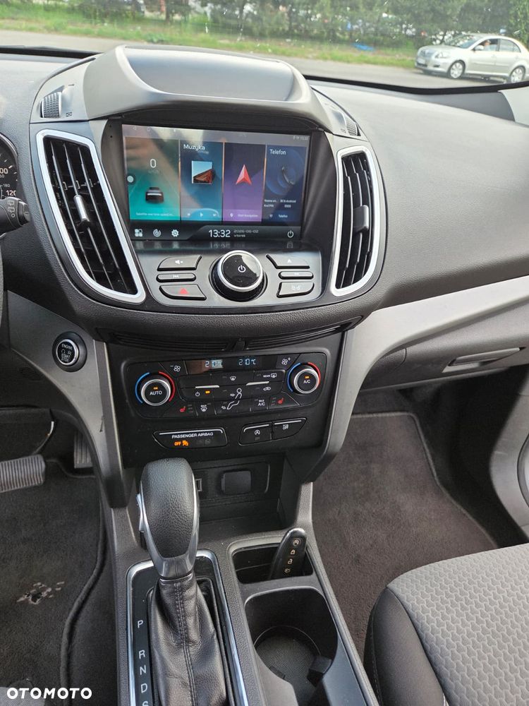Ford Kuga - 33