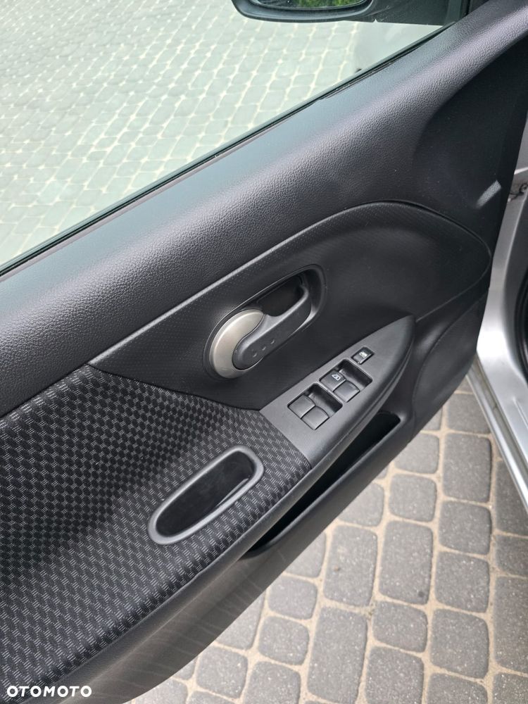 Nissan Note - 8