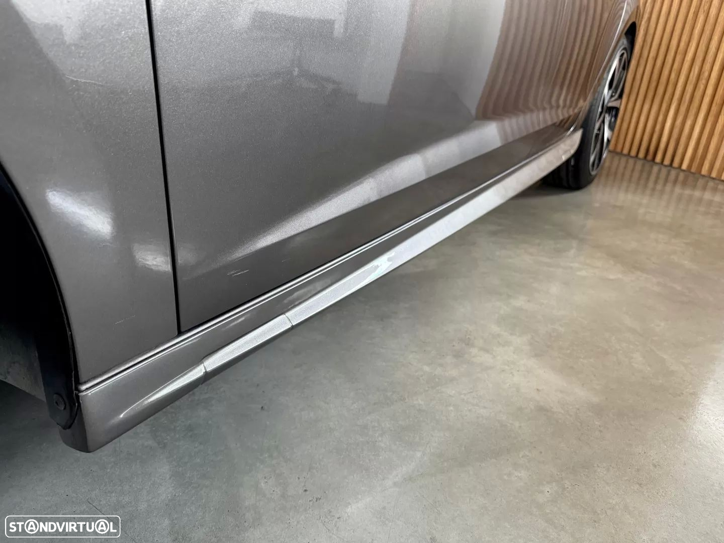 SEAT Leon 1.6 TDI DPF S&S I-Tech - 25