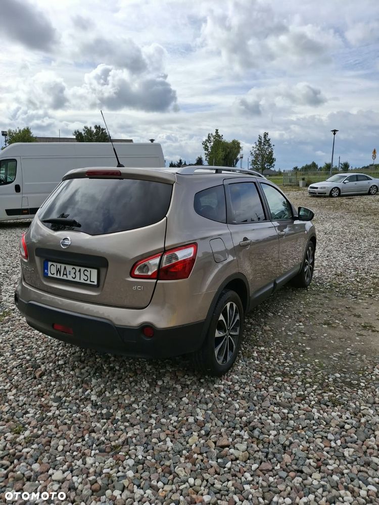 Nissan Qashqai+2 - 4