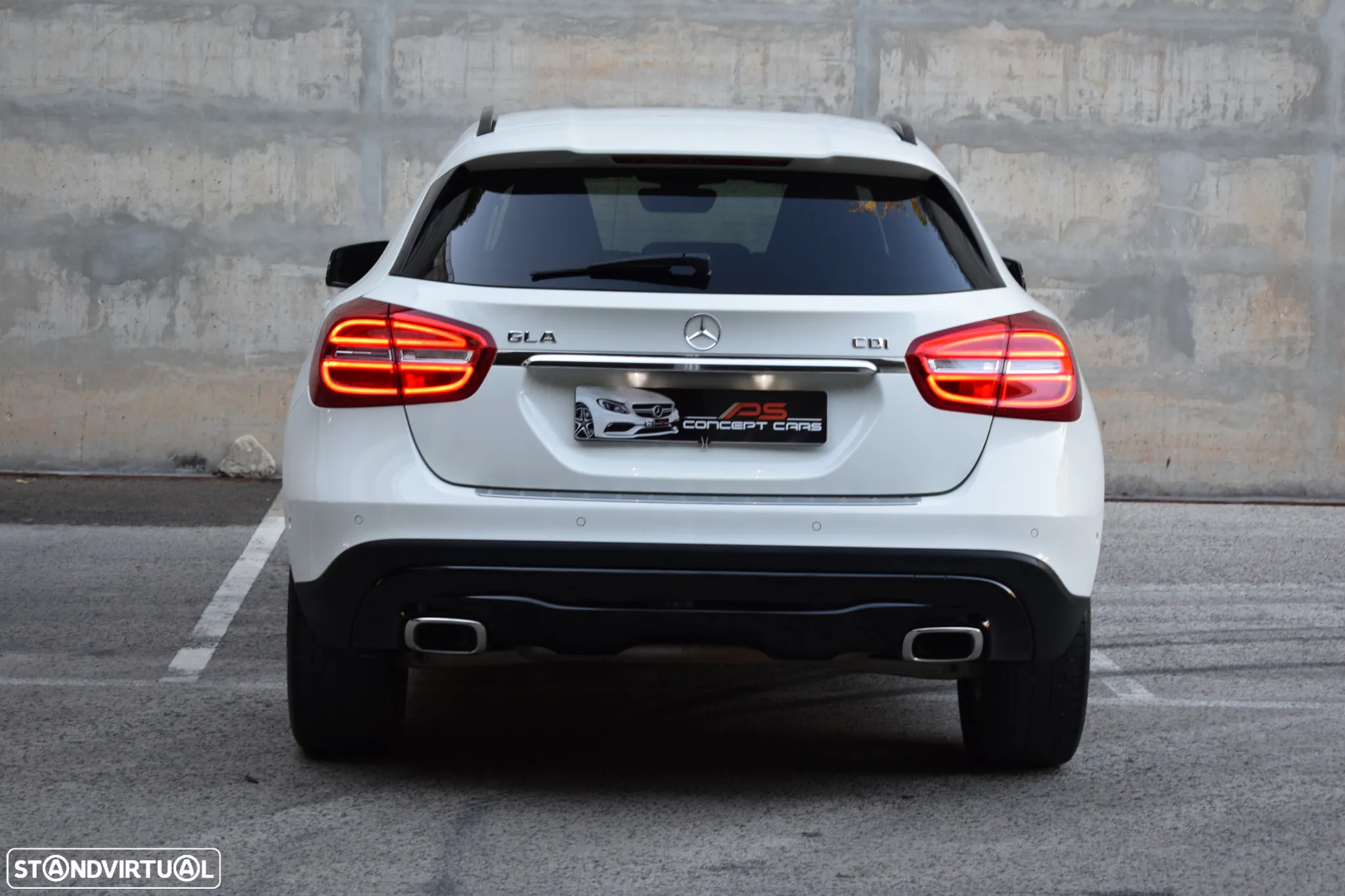 Mercedes-Benz GLA 180 CDi Urban - 48