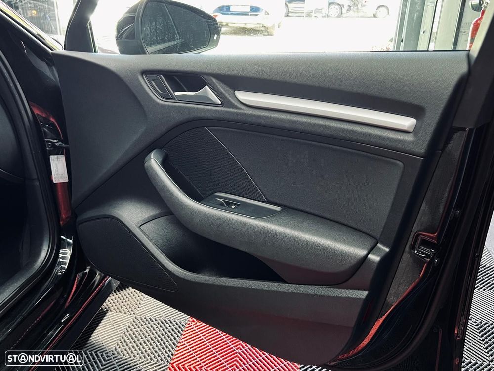 Audi A3 Sportback 1.6 TDI - 37
