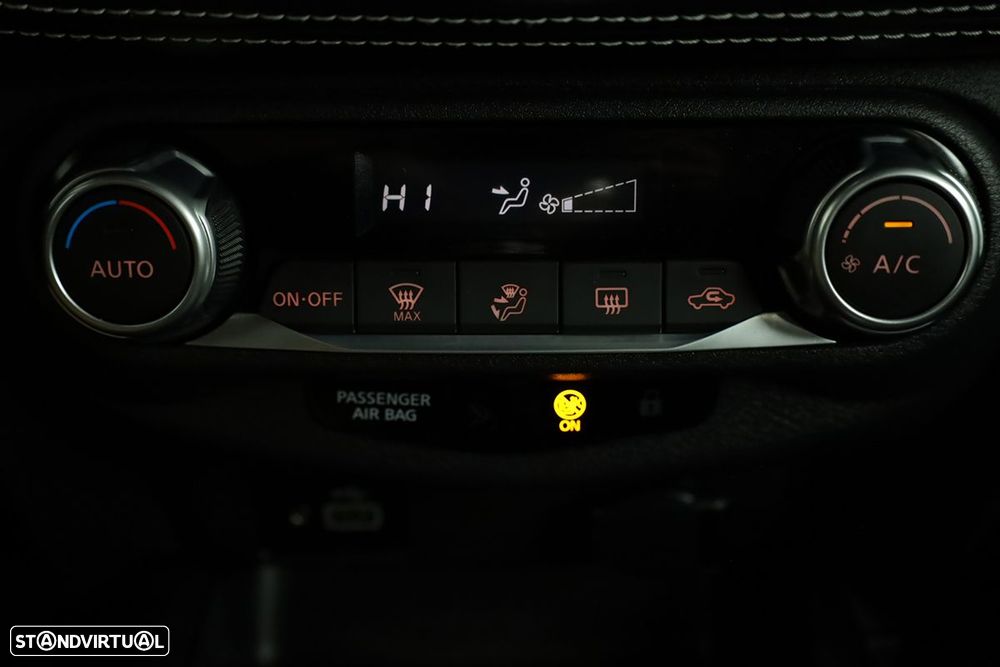 Nissan Juke 1.0 DIG-T N-Design Black - 12