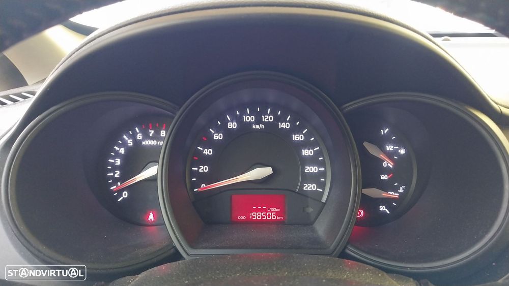 Kia Rio 1.2 CVVT EX - 9
