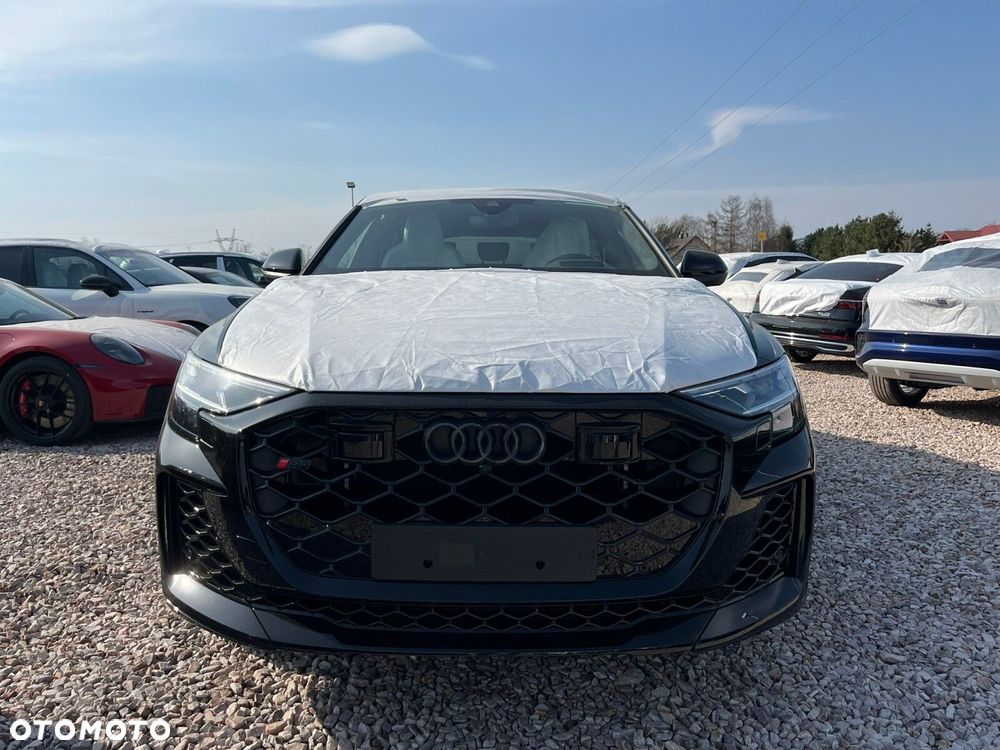 Audi RS Q8 - 8
