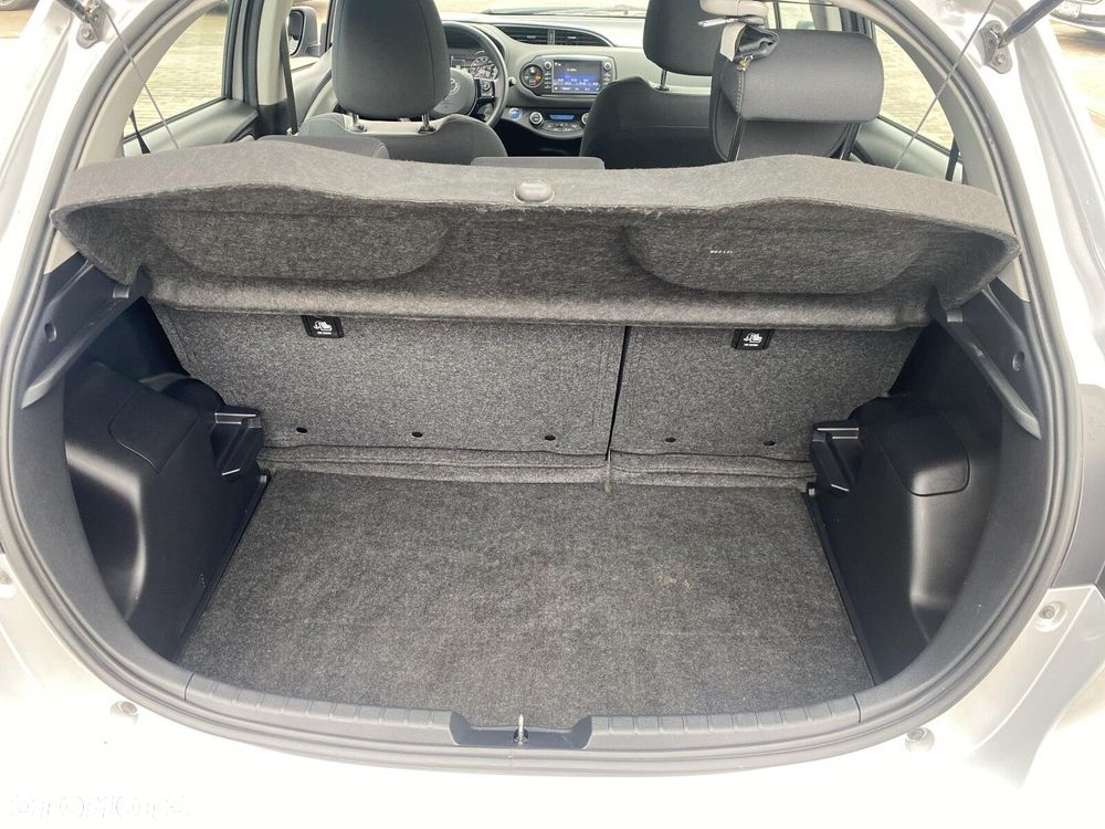 Toyota Yaris - 11