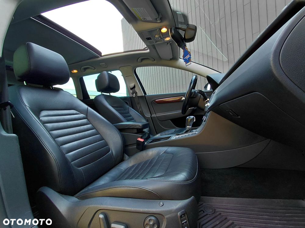 Volkswagen Passat - 15