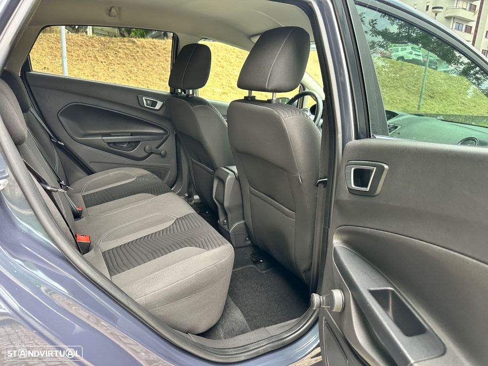 Ford Fiesta 1.0 Ti-VCT Titanium - 28