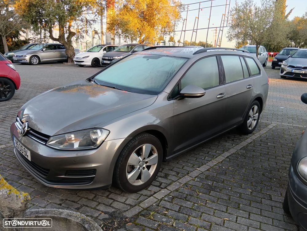 VW Golf Variant 1.6 TDi Confortline - 14
