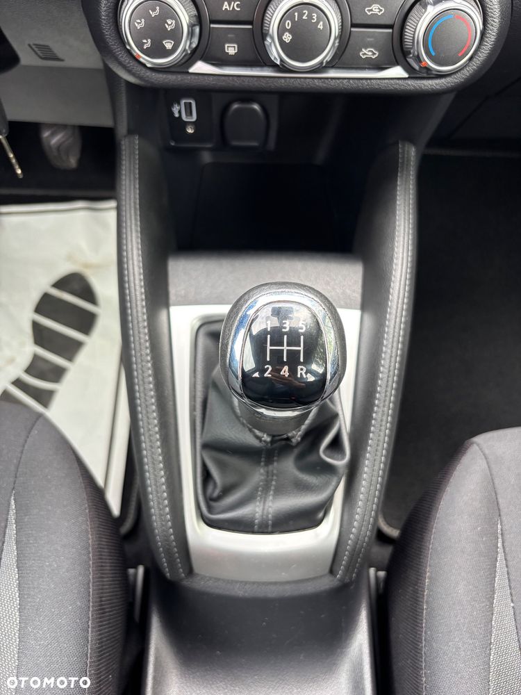 Nissan Micra 1.0 IG-T Visia - 11