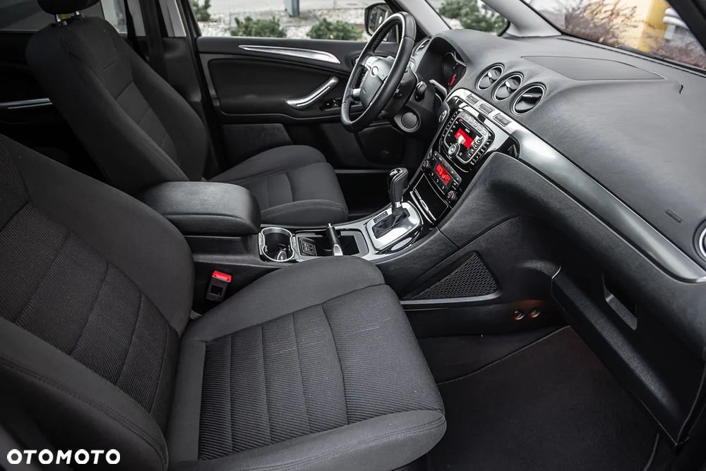 Ford S-Max 2.0 EcoBoost Titanium - 31