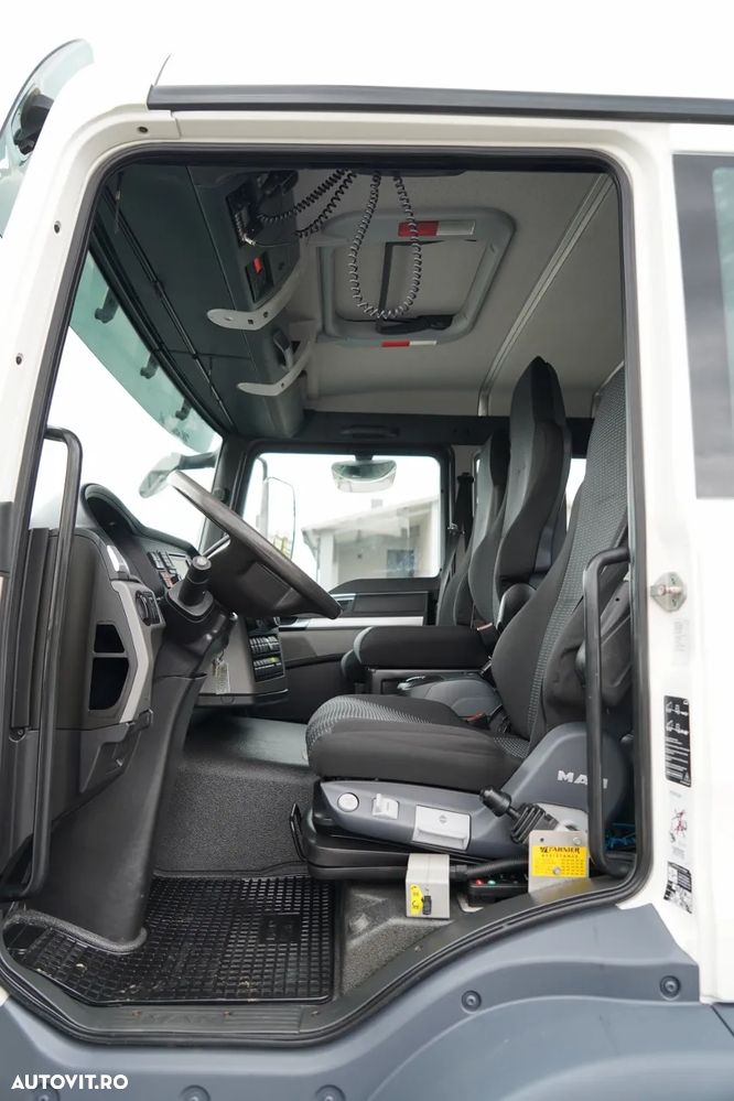 MAN TGM 18.340 / 4X2 / BASCĂLARE 3 LATERALĂ / BANCĂ HIDRODOXY / CAMION CU 7 LOCURI / BORDMATIC - 24