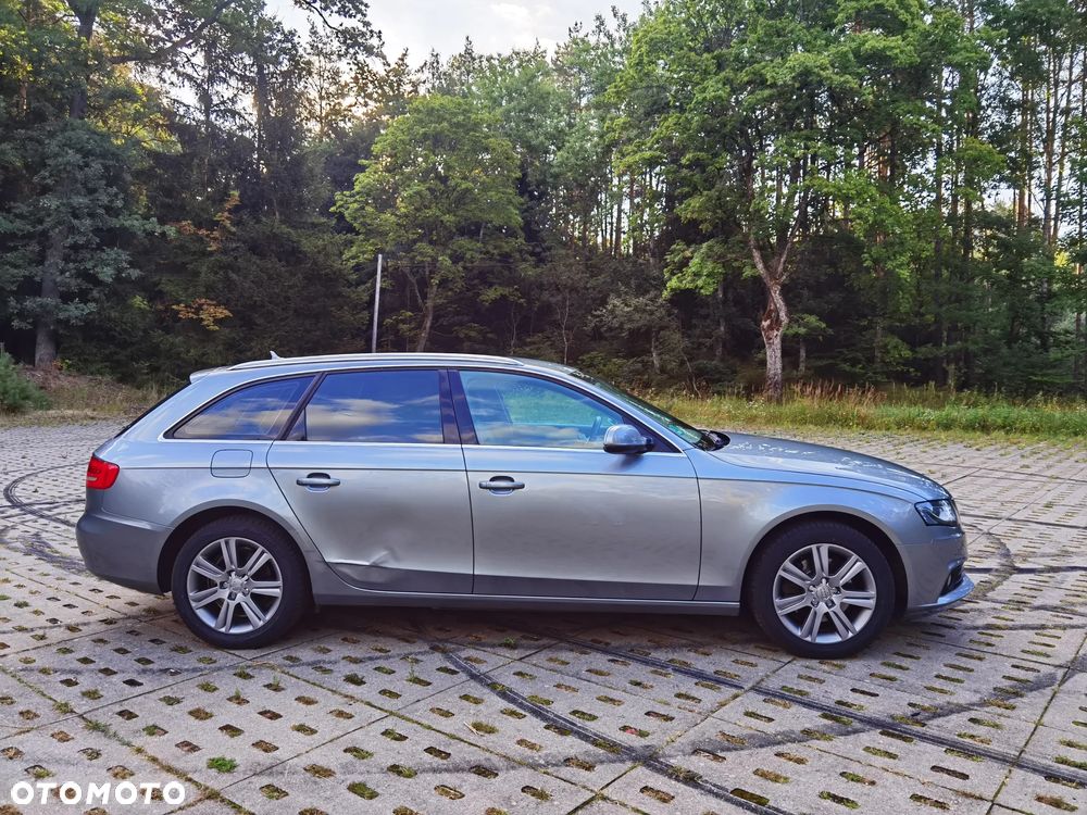 Audi A4 Avant - 4