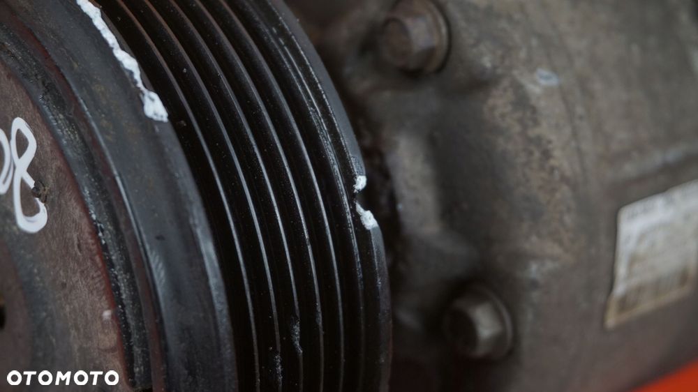 A4 B7 GOLF LEON 2.0 TFSI 08r 200KM BWE sprezarka klimatyzacji 8E0260805CB - 6