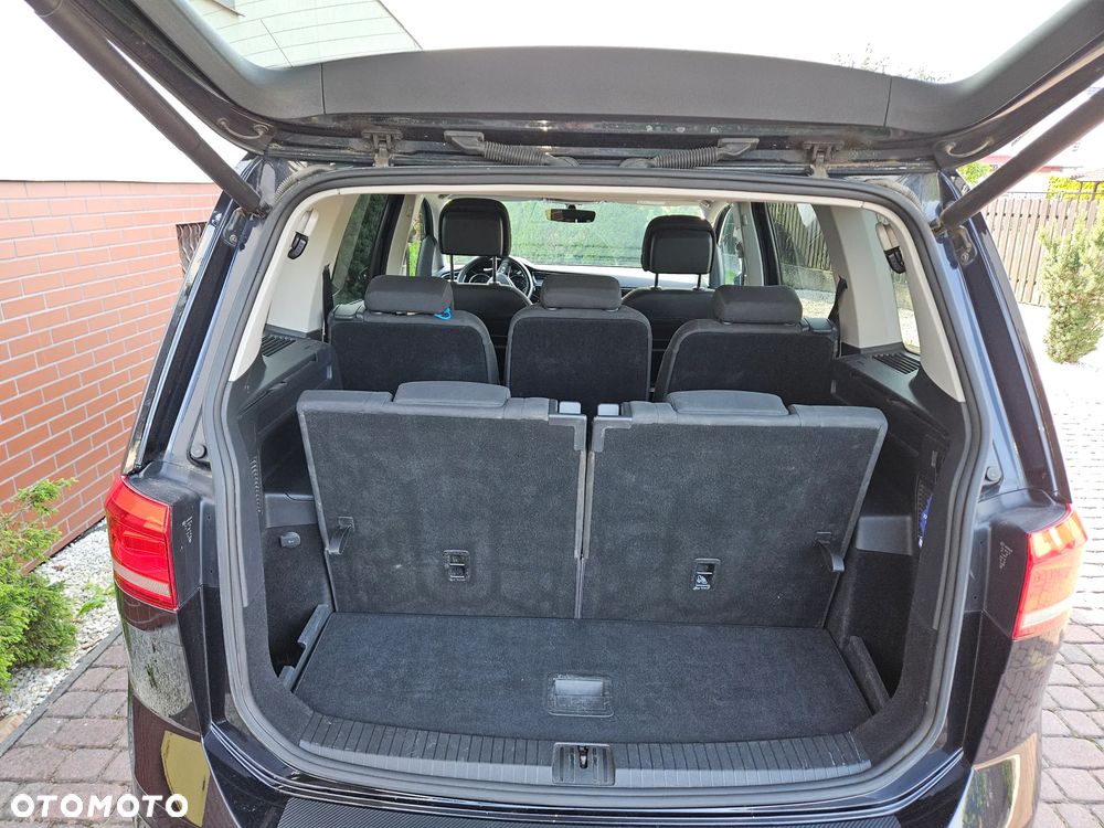 Volkswagen Touran 2.0 TDI BMT Comfortline DSG - 10