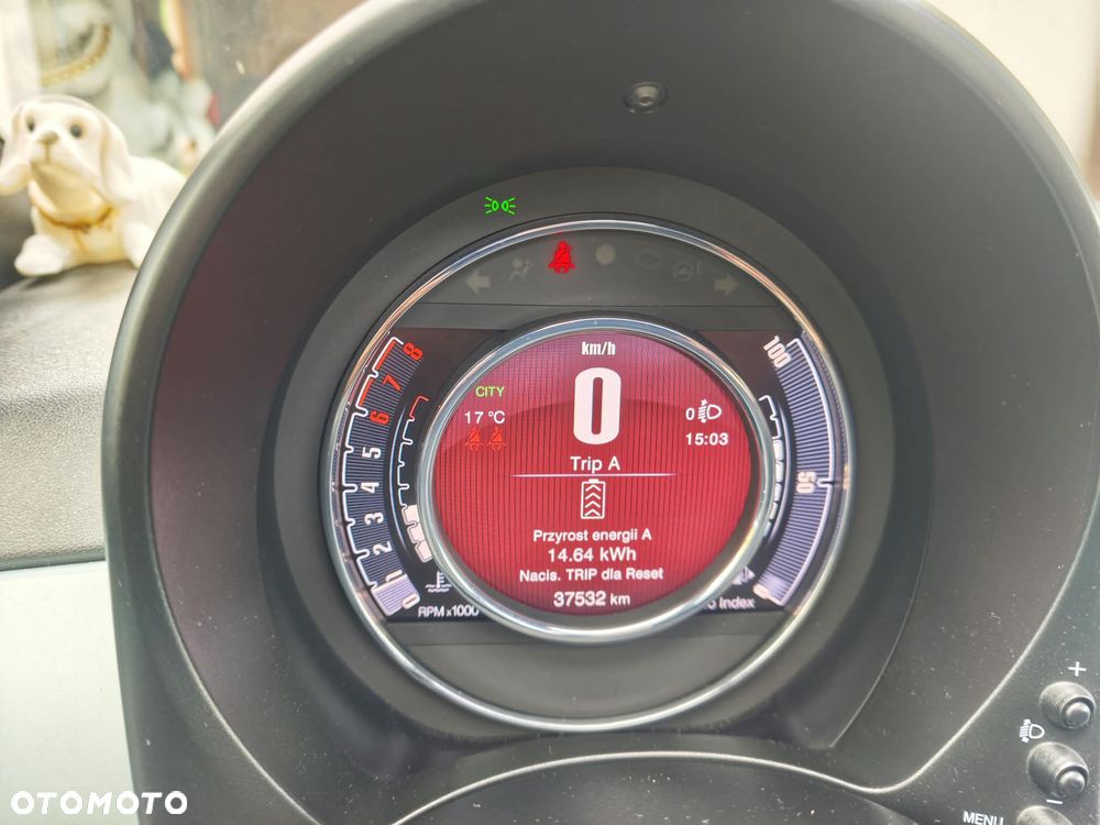Fiat 500 1.0 Hybrid - 12