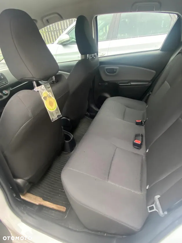 Toyota Yaris 1.5 Active - 8