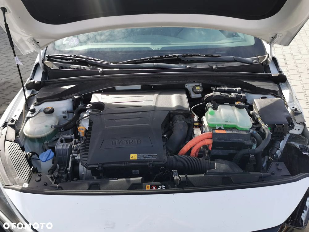 Hyundai IONIQ Hybrid 1.6 GDI Premium - 19