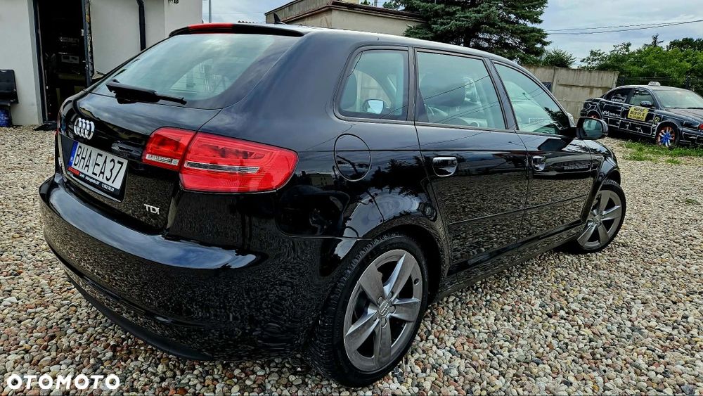 Audi A3 Sportback - 4
