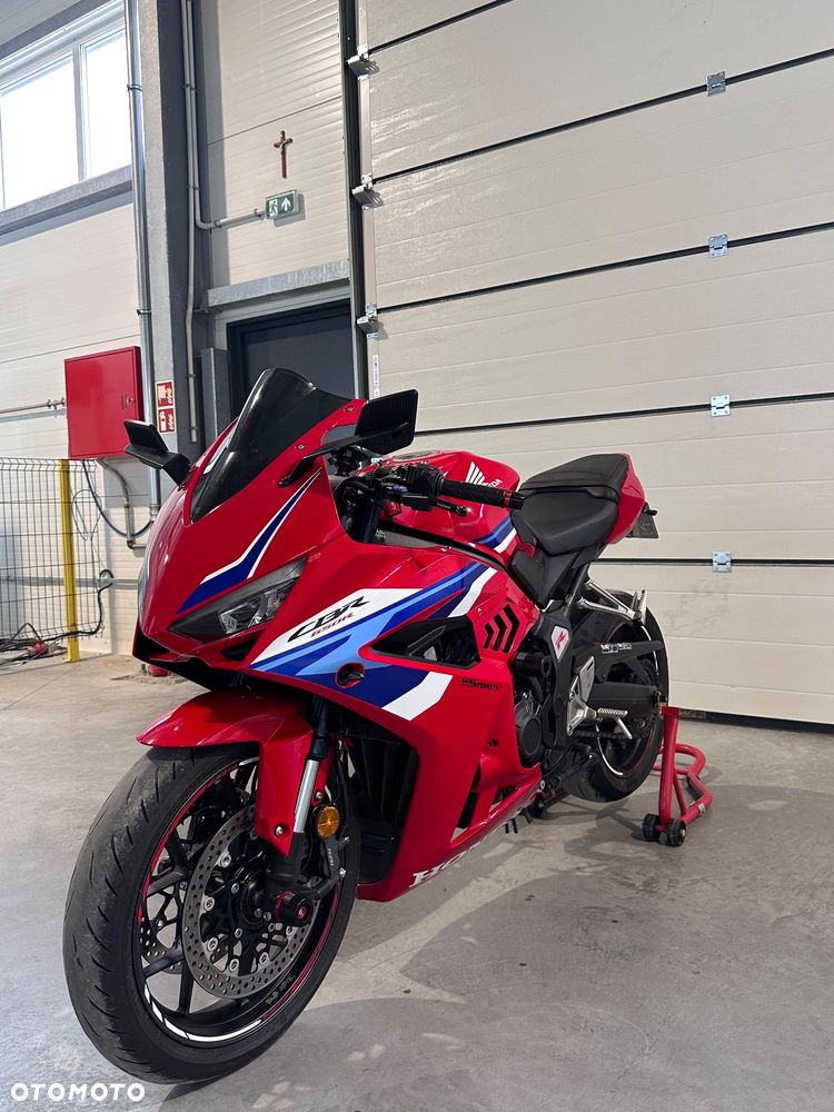 Honda CBR - 3