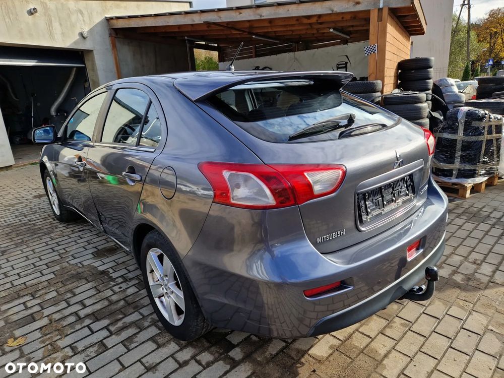 Mitsubishi Lancer - 18