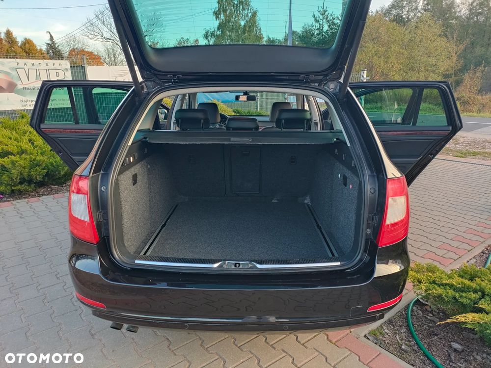 Skoda Superb 1.4 TSI Elegance - 34