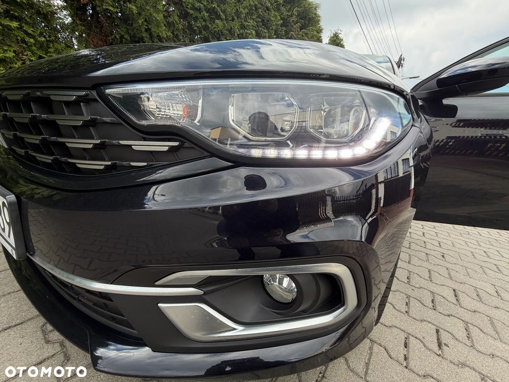 Fiat Tipo 1.0 T3 Garmin - 26