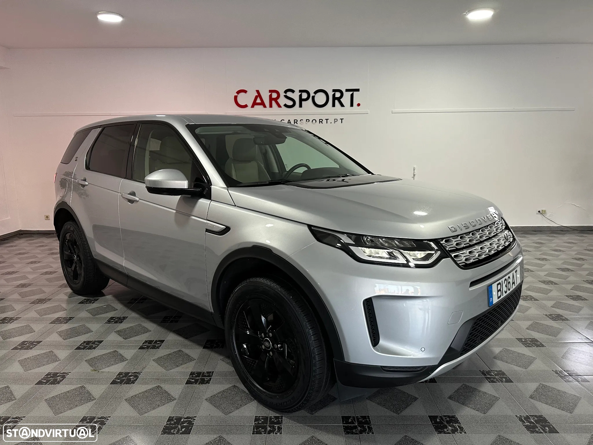 Land Rover Discovery Sport 2.0 D AWD S - 2