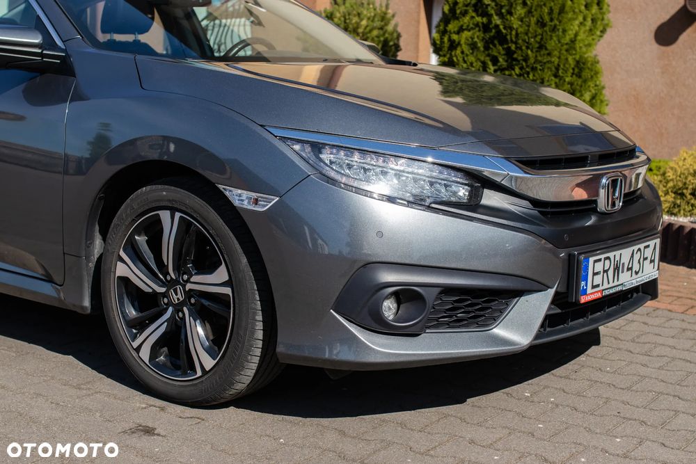 Honda Civic 1.5 T Executive - 2