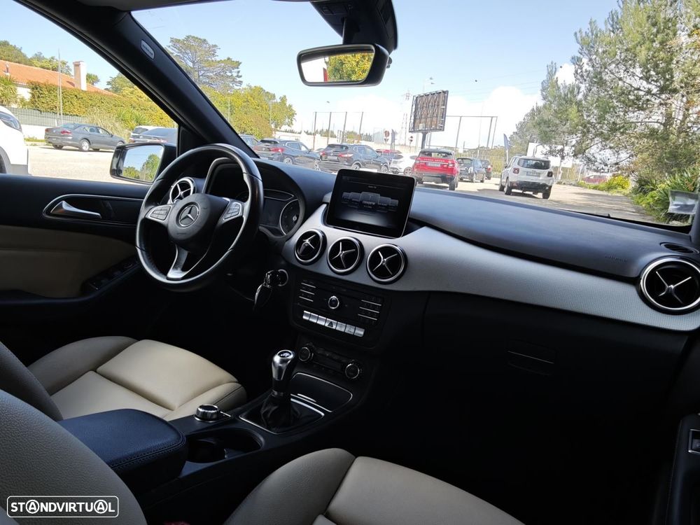 Mercedes-Benz B 180 CDI Style - 12