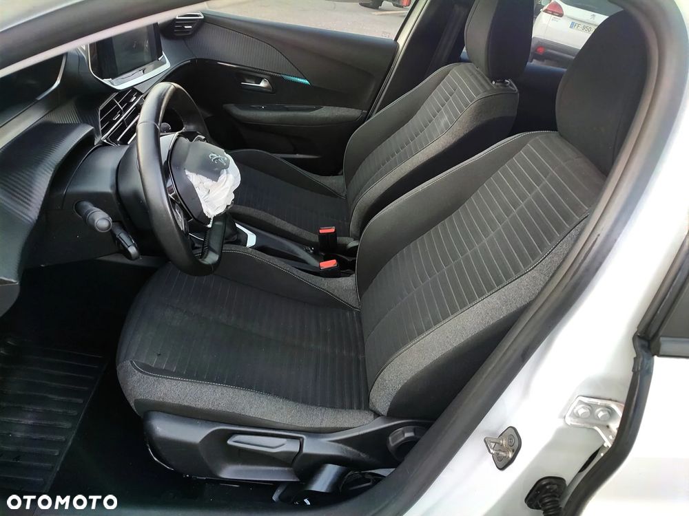 Peugeot 208 1.2 PureTech Style S&S - 11
