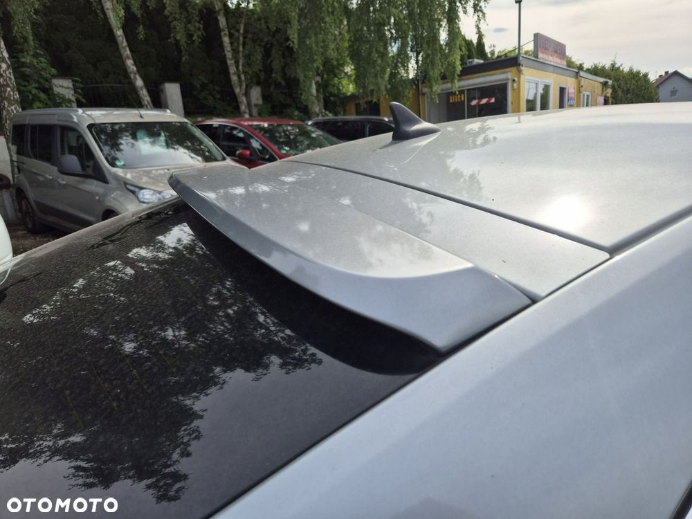 Opel Insignia - 12